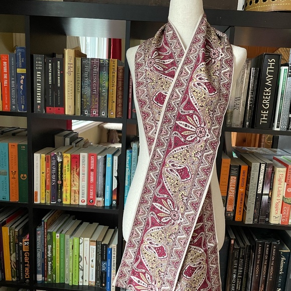 vintage scarf - Picture 2 of 4